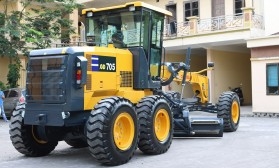 BÁN MÁY SAN GẠT LIÊN DOANH CHANGLIN KOMATSU GD705 - CHANGLIN VIỆT NAM